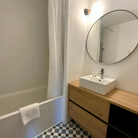 Villa La Castriote - Maisonnette Pour 4 Personnes !